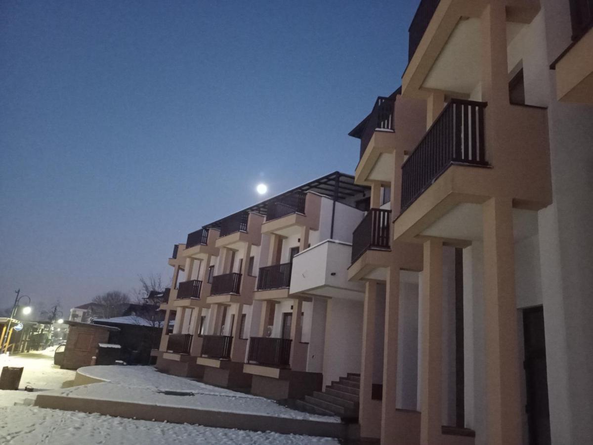Apartman Darja Sa Pogledom Na Jezero Ostrovo Екстериор снимка